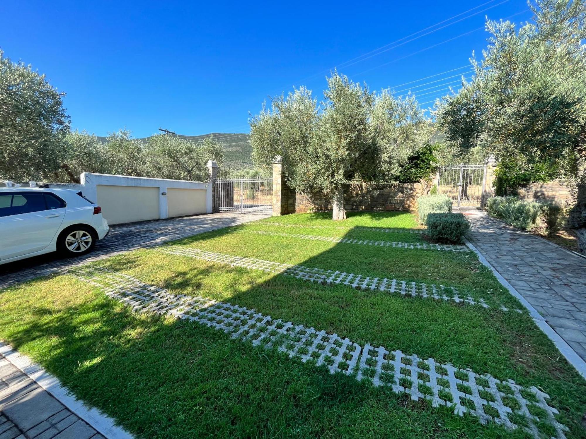 Villa Liana Sourpi エクステリア 写真